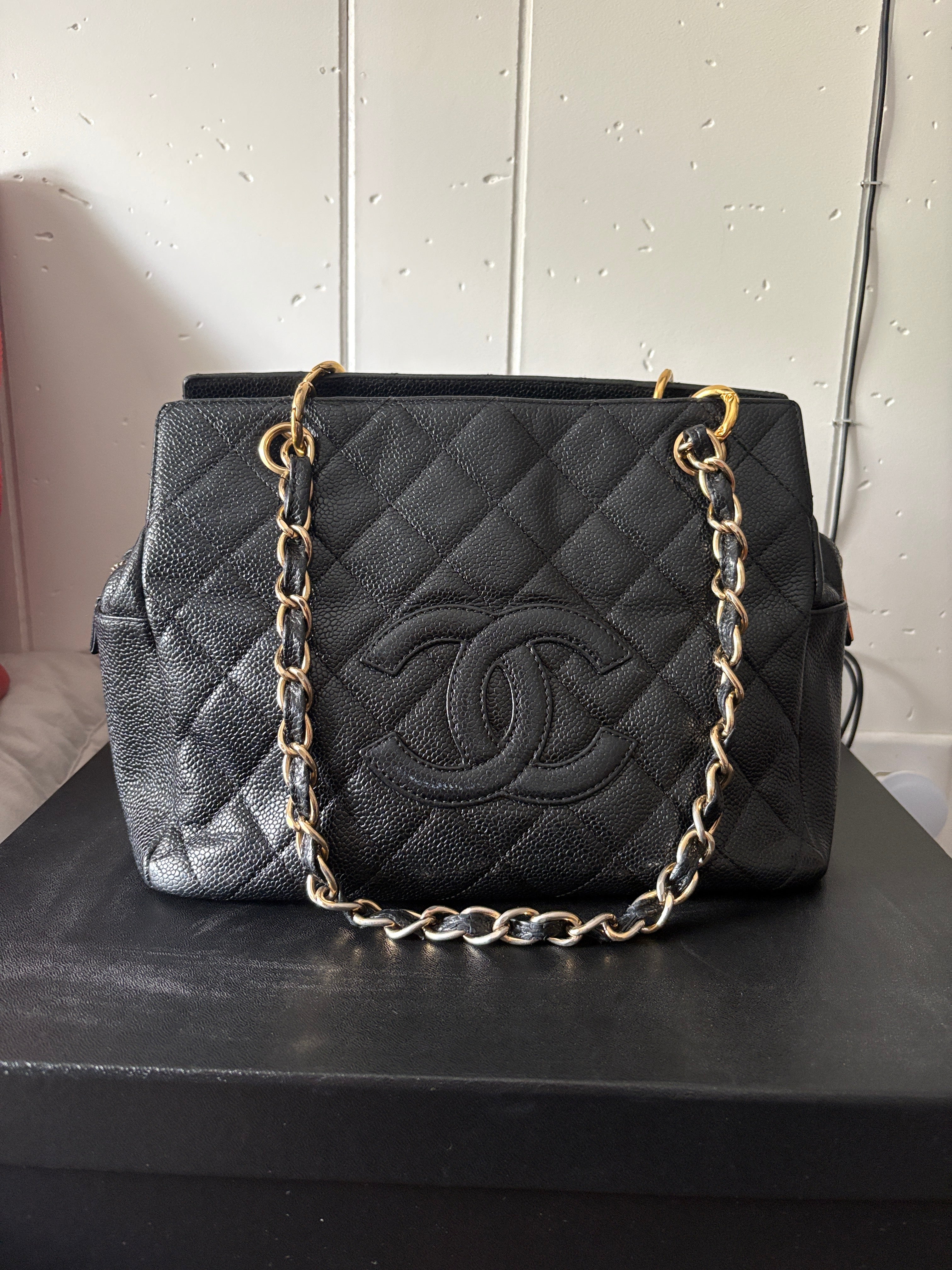 Chanel Caviar PST size Vintage