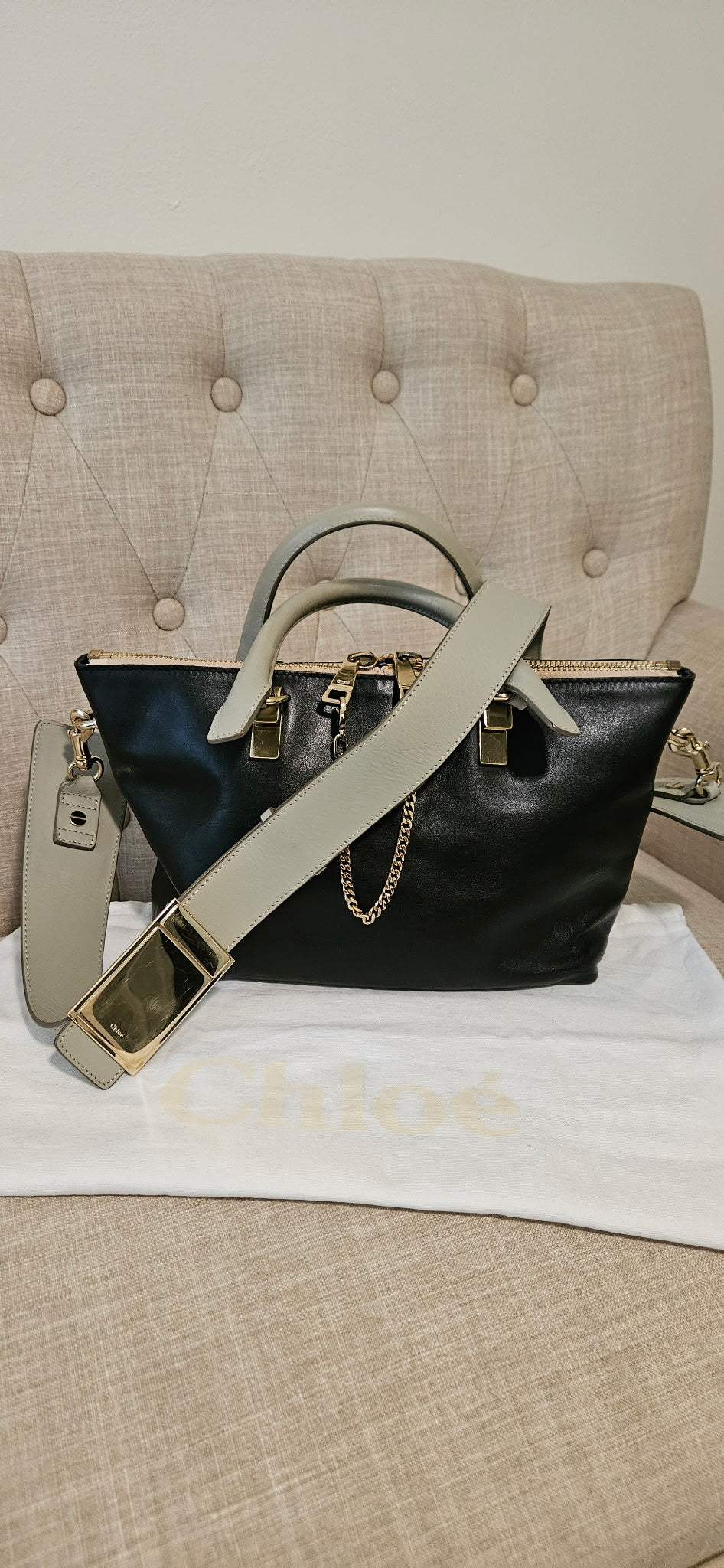 Chloé Baylee Medium Tote Bag Black Leather Gray Handles Gold Hardware
