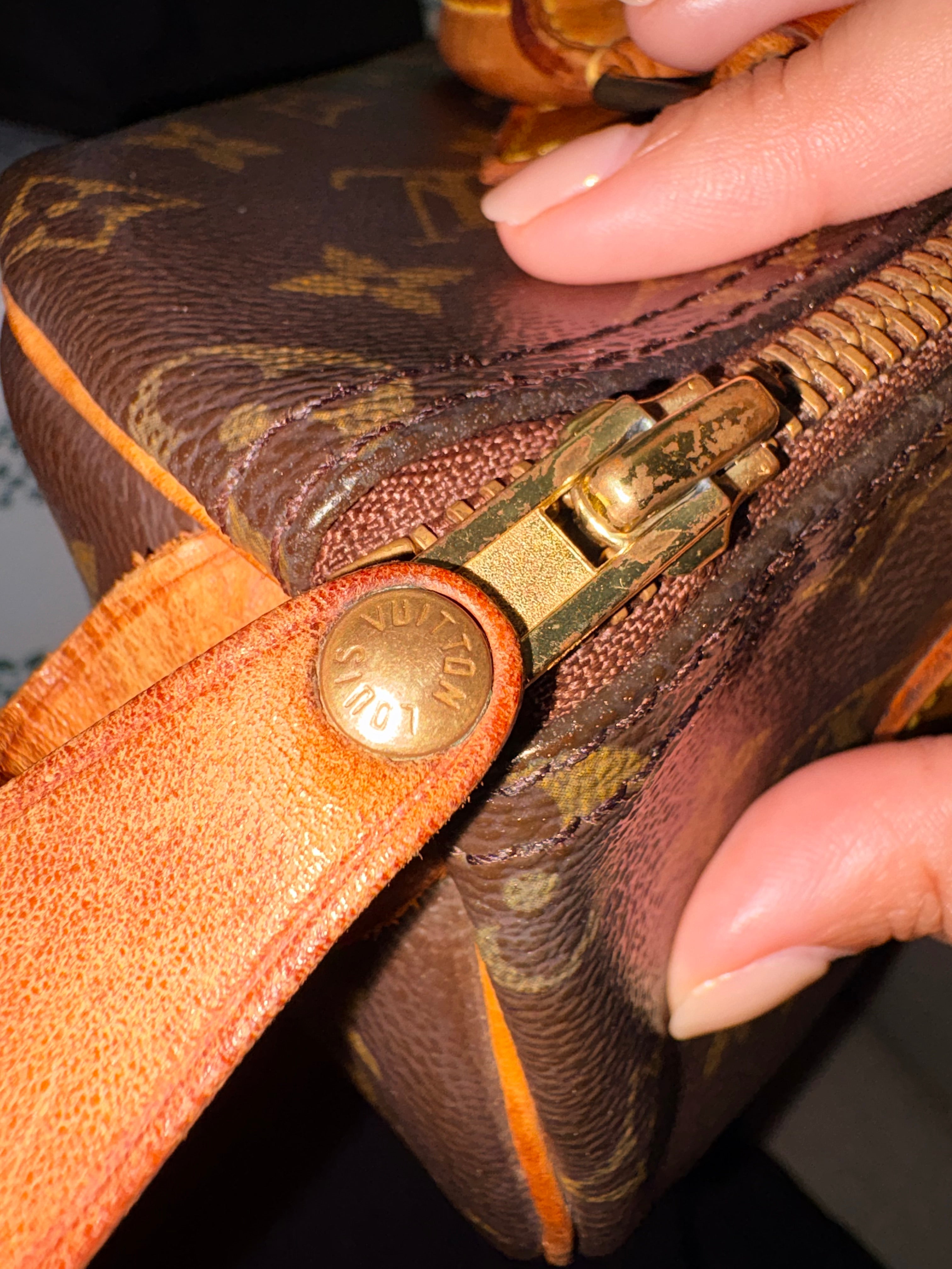 Louis Vuitton Monogram Speedy25 (Vintage) with Certificate of Authenticity (COA)