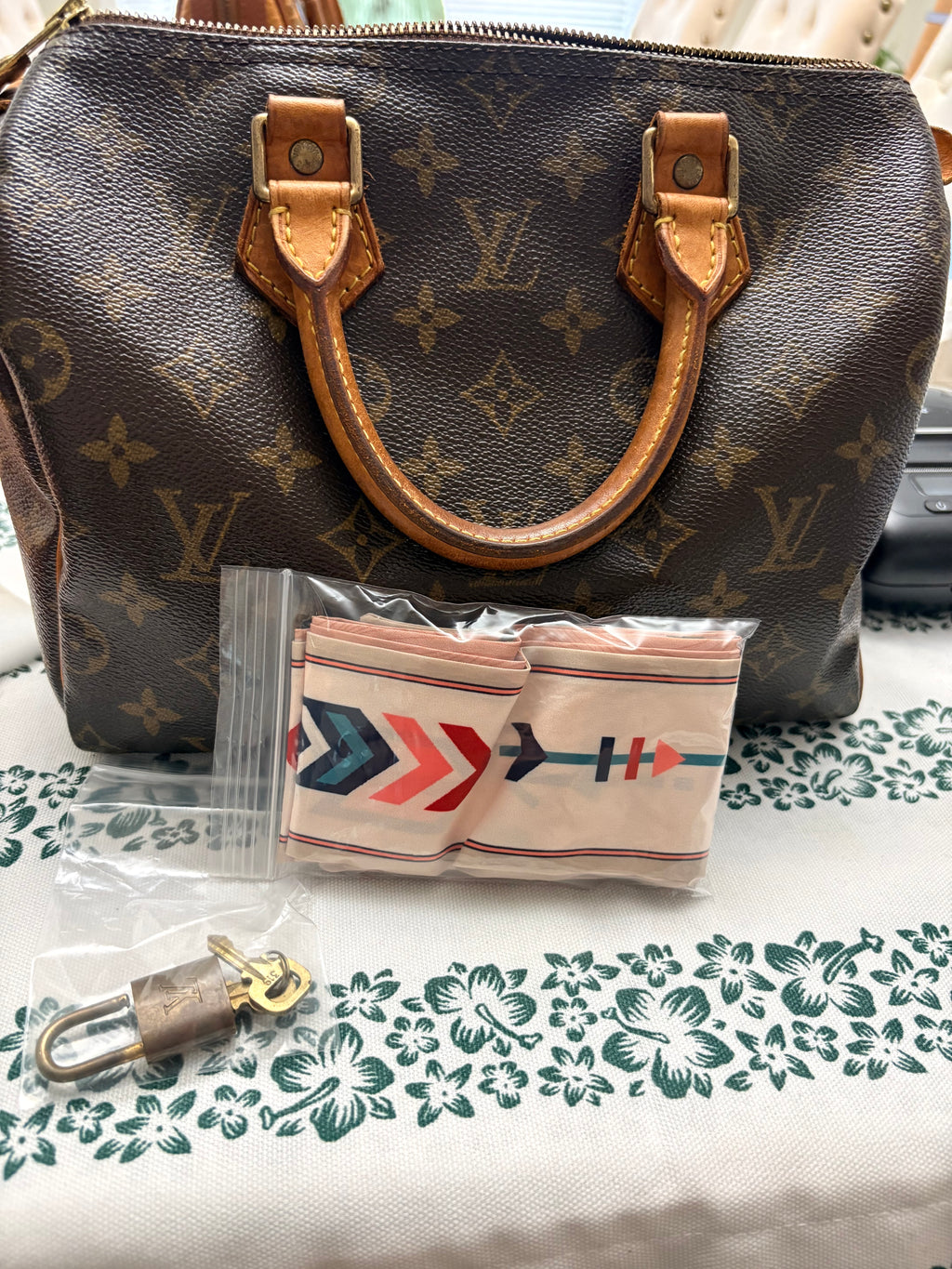 Louis Vuitton Monogram Speedy25 (Vintage) with Certificate of Authenticity (COA)