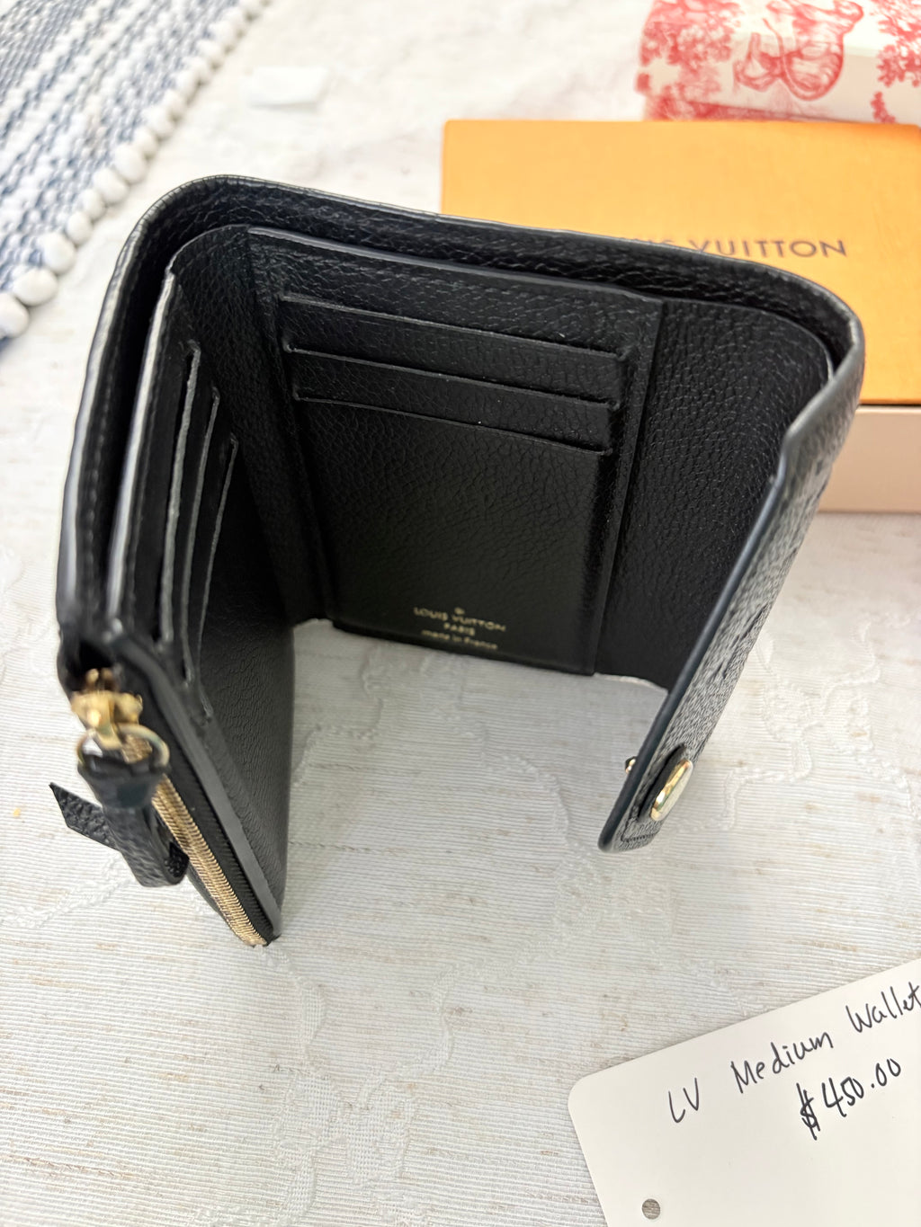 Louis Vuitton Leather Black Trifold medium Wallet
