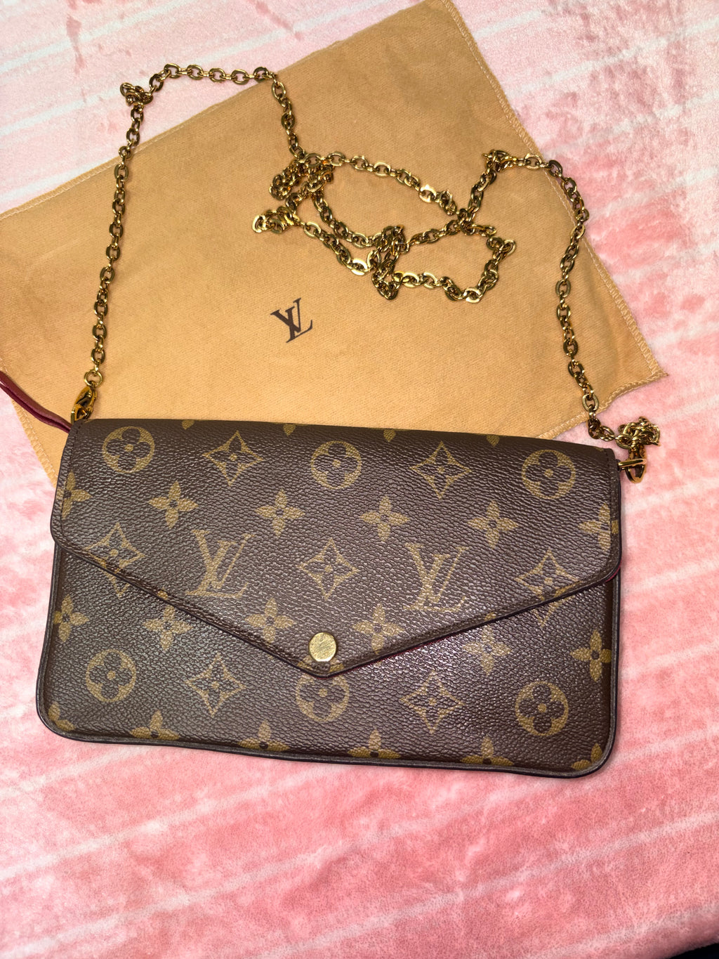Authentic Louis Vuitton Felicie Pochette Monogram Crossbody Bag with Inserts | Preloved Luxury Handbag