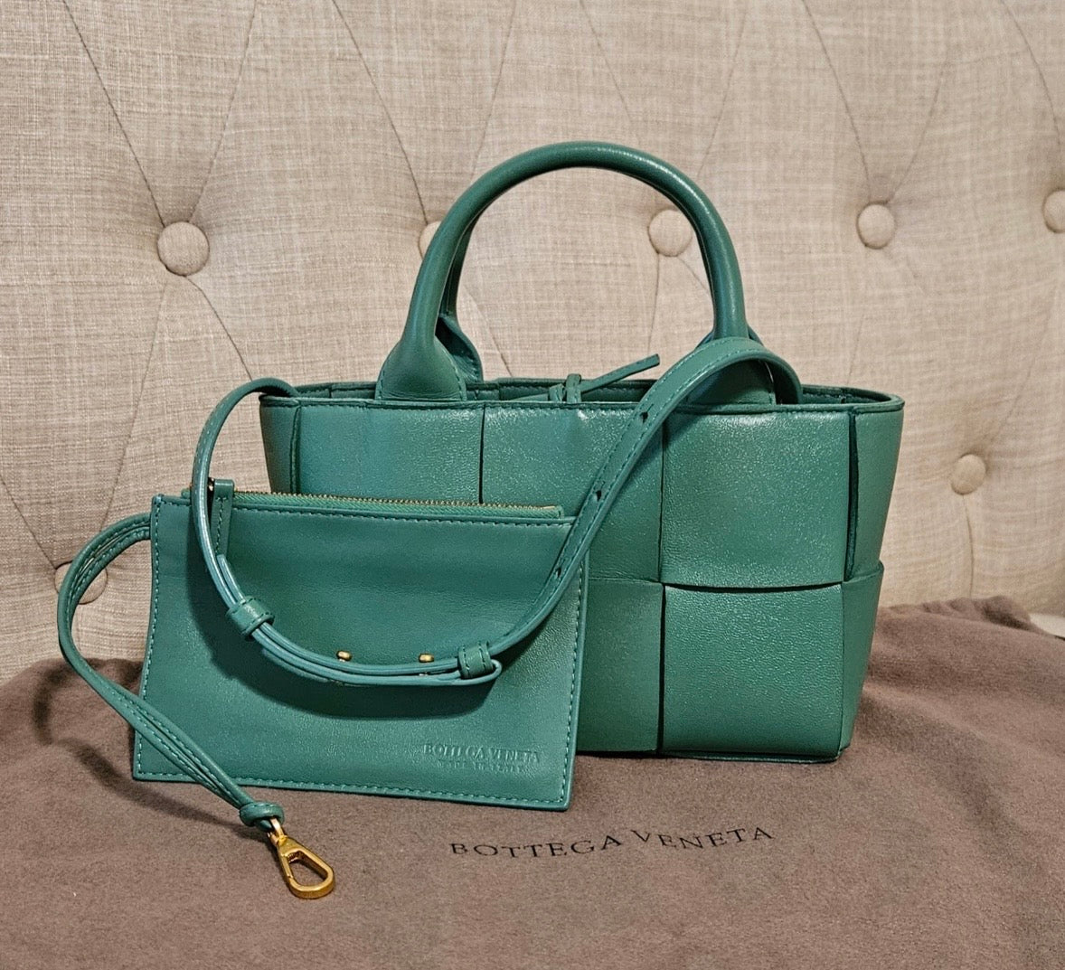 Authentic Bottega Veneta Mini Arco Tote Green Leather – Preloved Designer Bag