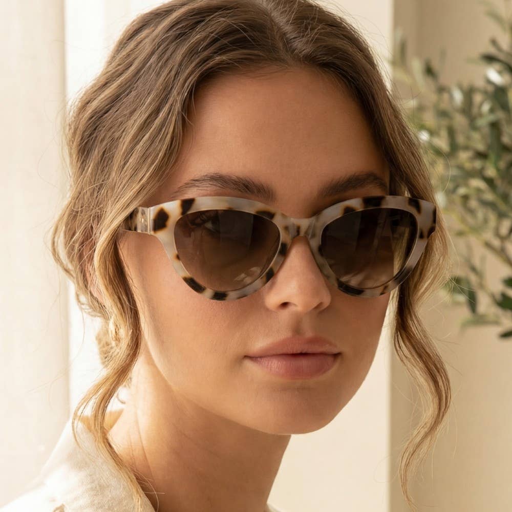 Assorted Twelve Piece Uv400 Tortoise Sunglasses Set: ASSORTED