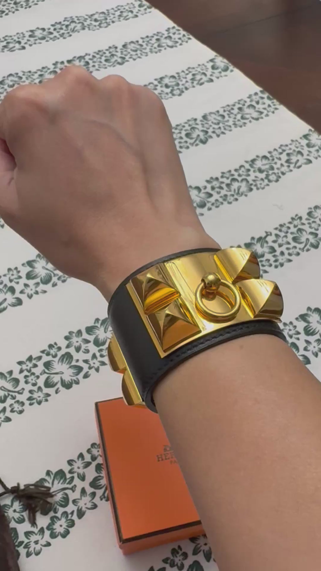 Authentic Hermès Collier de Chien (CDC) Bracelet Black Leather Gold Hardware | Pre-Loved Hermès Jewelry